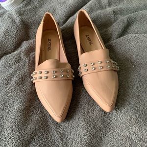 Size 8 loafer brand new